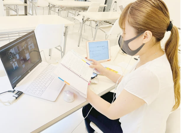 スマホ教室講師